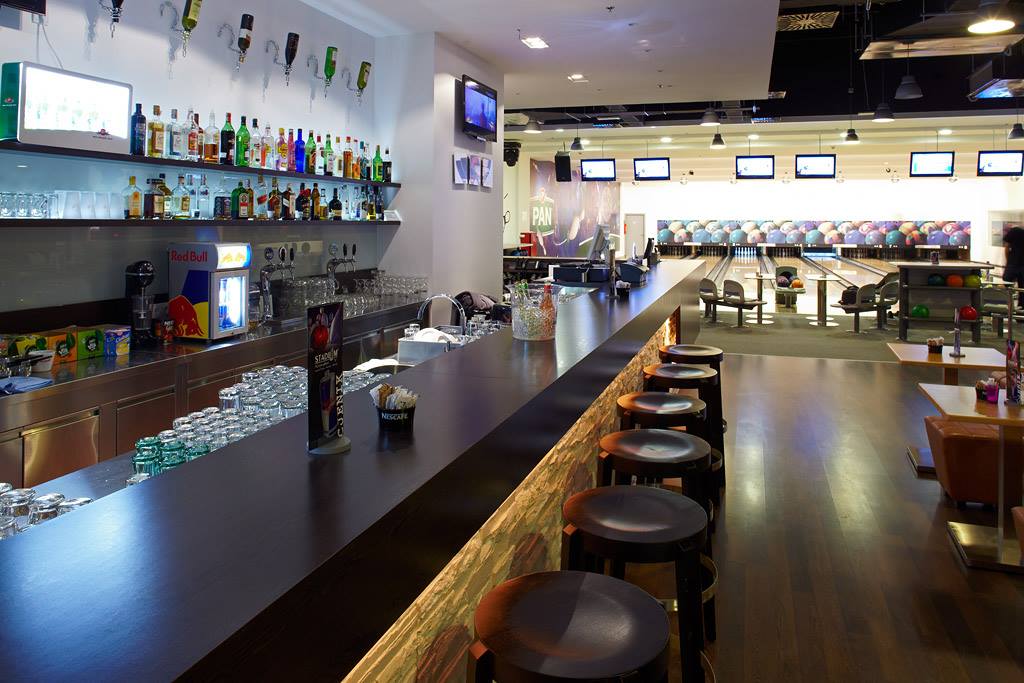 Stadium Bowling